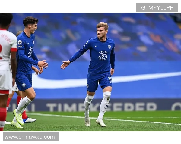 克拉斯与切尔西在联赛中的最新排名对比分析与前景展望